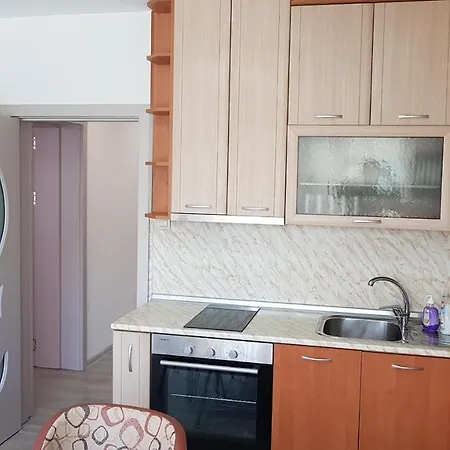 Apartman д и в 2 - D & V 2 *