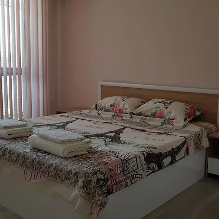 д и в 2 - D & V 2 Apartman *